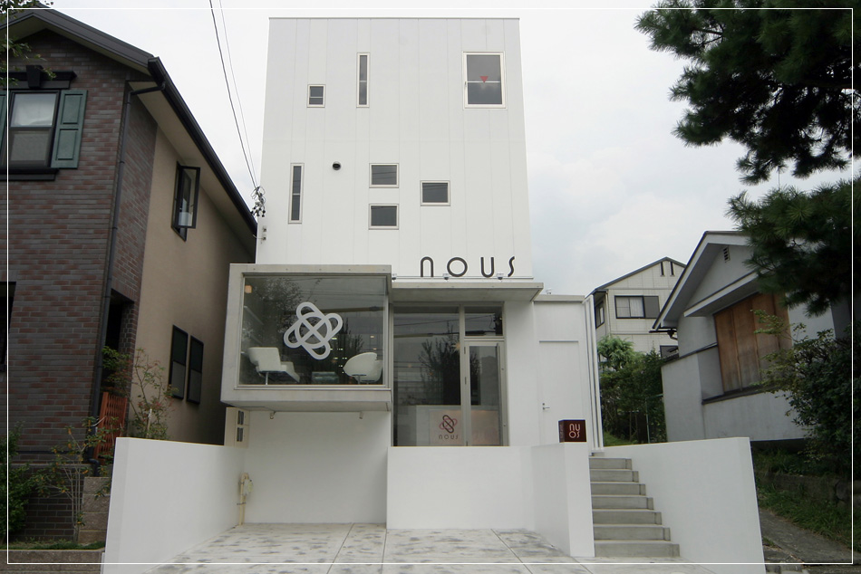 名古屋の「ヘアサロン ヌース」｜店舗付き住宅デザインは名古屋のスーパーボギーデザイン事務所